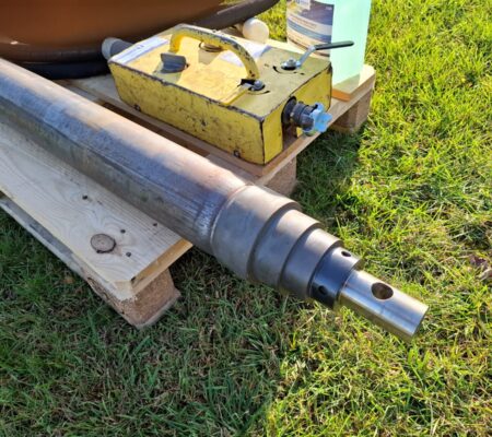zestaw_do_przeciskow_TERMA_K130_uzywana_maszyna_przeciskowa_kret_przecisk_mp_technik_rakieta_terra_hercu_pneumatic_grundomat (3)